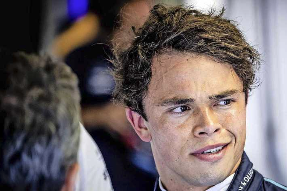 Nyck de Vries beleeft een goed debuut in de kwalificatie van de Formule 1. 