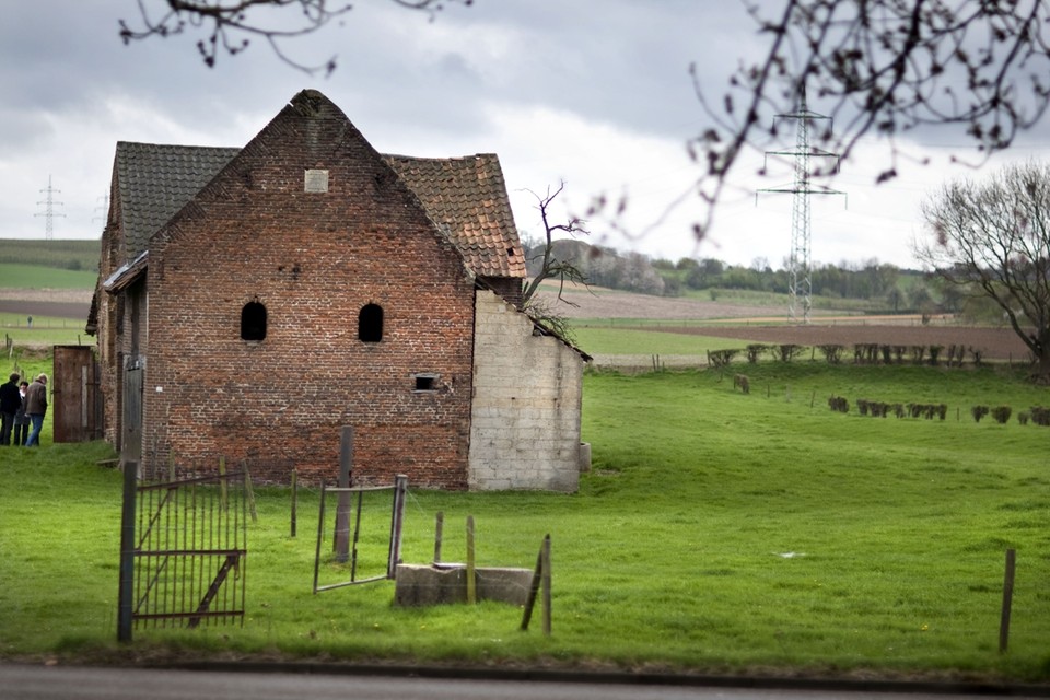 De stal in het weiland achter de gasterij de Oude Pastorie maakte ooit deel uit van de voormalige pastorie tussen Beek en Neerbeek. 