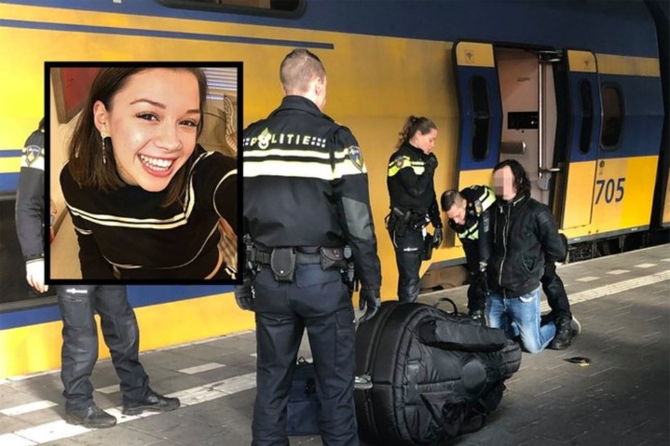 De arrestatie van Joël op station Eindhoven. Foto-inzet: Sarah Papenheim. : Erik van der Heijden