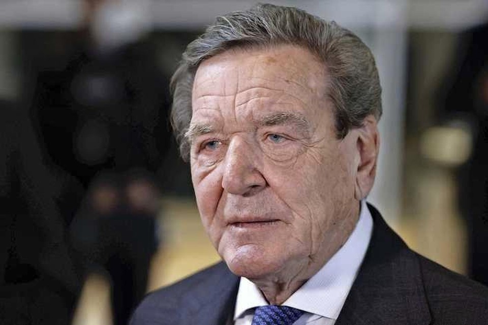Oud-bondskanselier Gerhard Schröder geldt als een vertrouweling van Vladimir Poetin. 