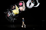 thumbnail: Tim Cook onthult de nieuwste Apple Watch 4 