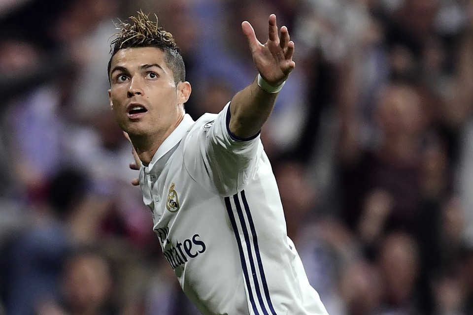 Ronaldo juicht na zijn treffer tegen Atlético.