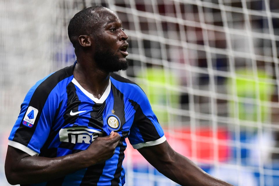 De volgende toptransfer van meer dan 100 miljoen euro is die van Romelu Lukaku naar Chelsea. 