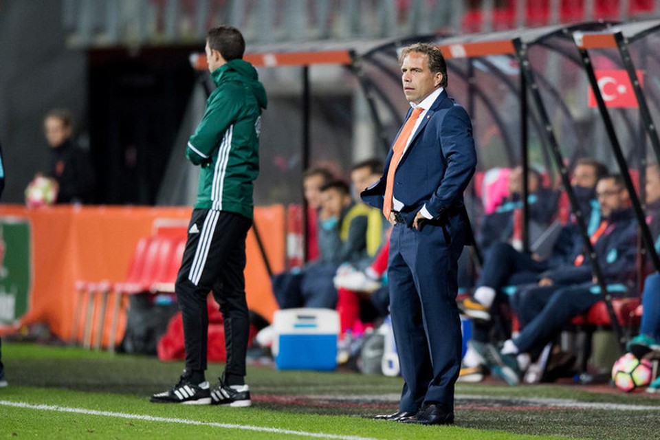 Jong Oranje-coach Art Langeler.