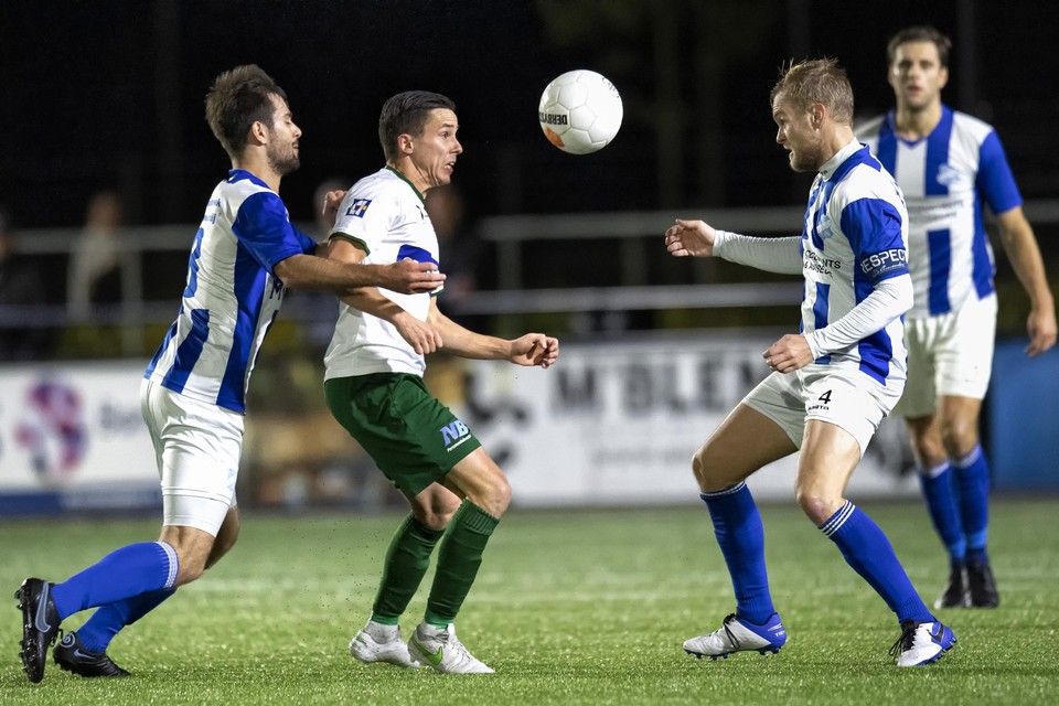 Archiefbeeld van de wedstrijd tussen Groene Ster en EVV in de derde divisie.  