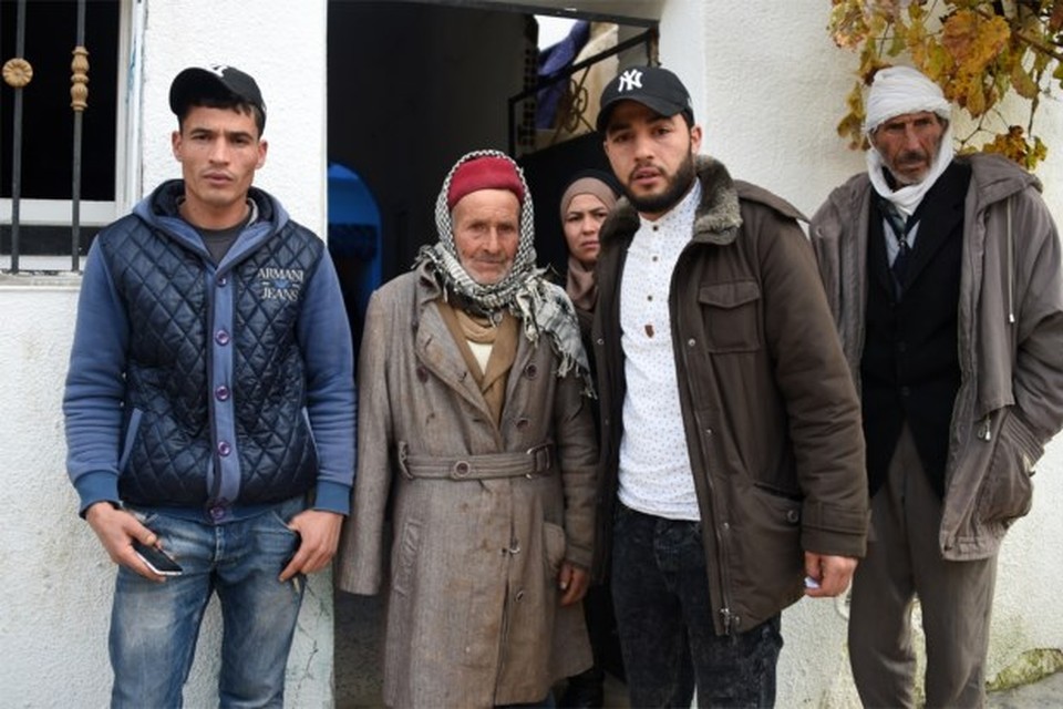 De familie van Amri die nog in Tunesië woont.  
