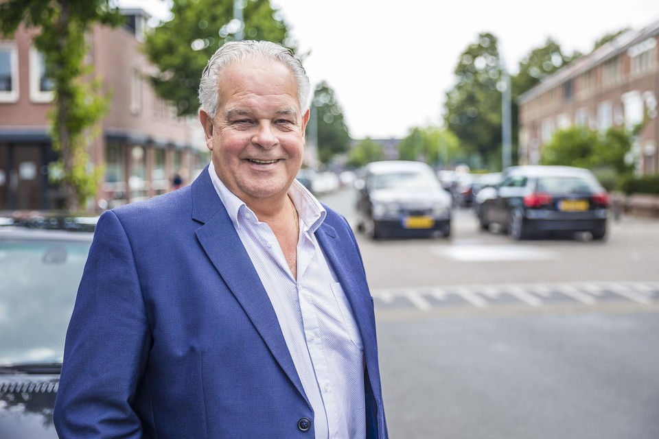 Rijschoolhouder Ruud Rutten houdt zich al ruim veertig jaar bezig met verkeer en verkeersveiligheid. 