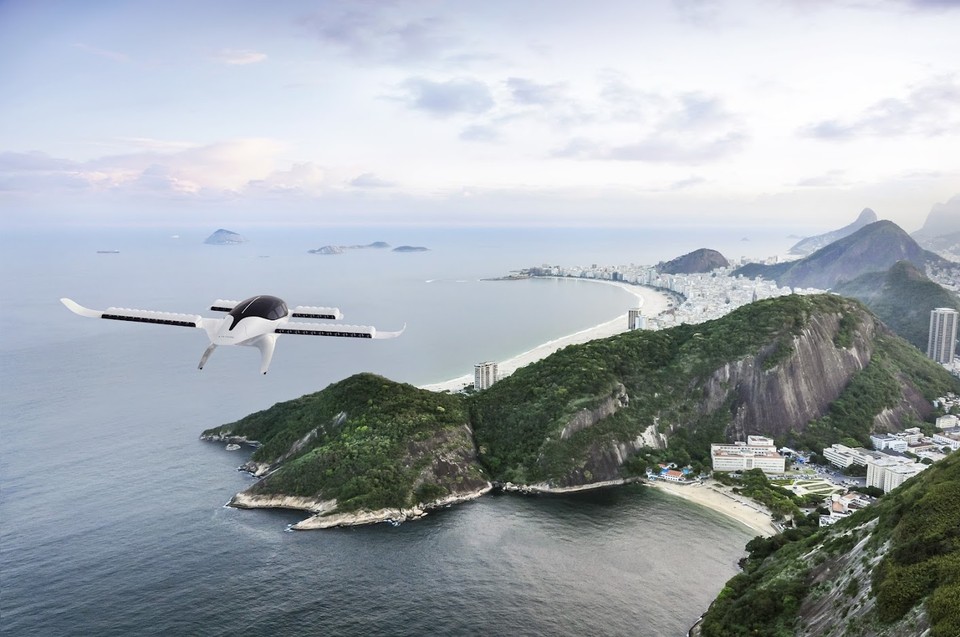 De elektrische 7-zits Lilium Jet uit Stuttgart boven Rio de Janeiro. 