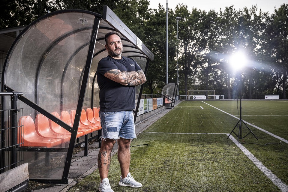SV Laar-coach Gionni Peluso. 