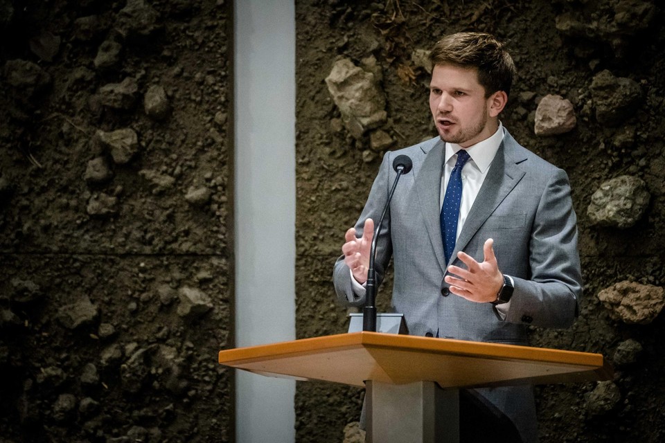 Gideon van Meijeren tijdens een debat in de Tweede Kamer.  
