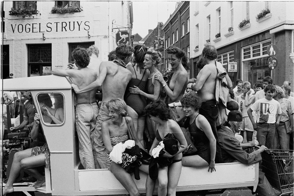 Het festival Boulevard of Broken Dreams zorgde in 1986 voor veel ophef in Maastricht. Men sprak schande van de schaars geklede acteurs en actrices.   