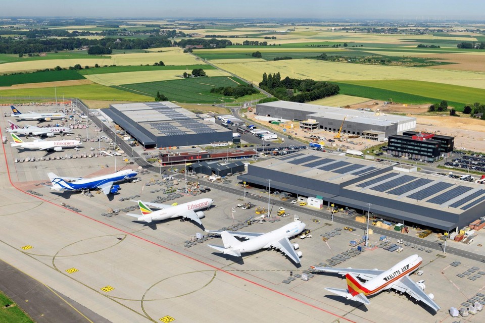 De vrachtzijde van de luchthaven in Luik. 