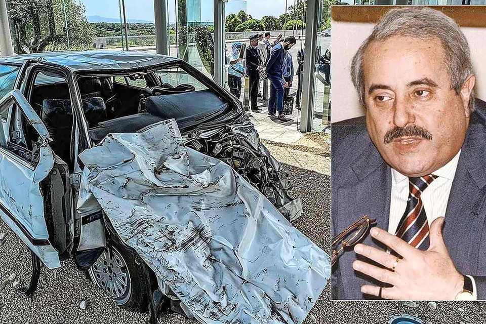 De aanslag op rechter Giovanni Falcone (r.), die op 23 mei 1992 in zijn auto werd opgeblazen, betekende een omslagpunt in de strijd tegen de Italiaanse maffia. 