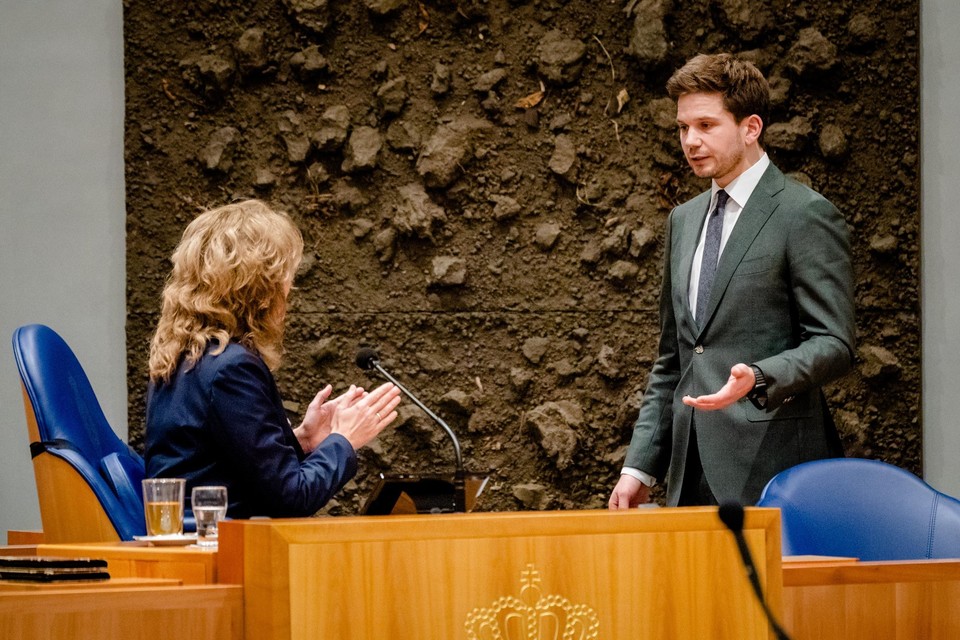 FvD-Kamerlid Gideon van Meijeren moest gisteren op het matje komen bij Kamervoorzitter Vera Bergkamp. 
