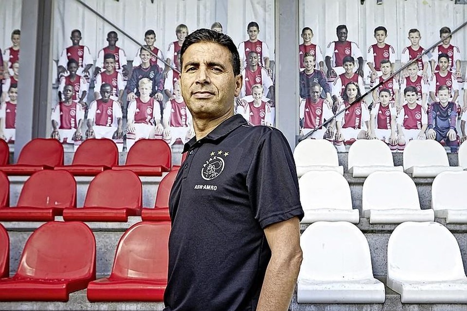 Saïd Ouaali, hoofd opleidingen Ajax. 