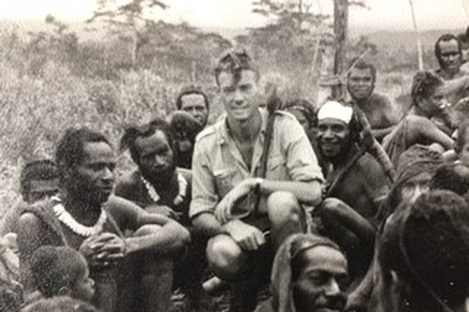 Nol tussen de Papoea’s in 1956 