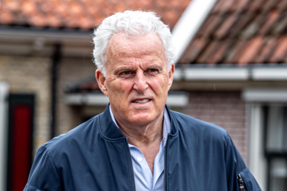 Peter R. de Vries.  