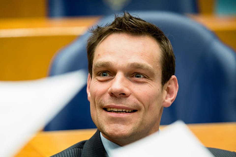 Martijn van Helvert als lid van de Tweede Kamer. 