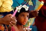 thumbnail: Indiase christenen tijdens een kerstdienst in Bangalore.