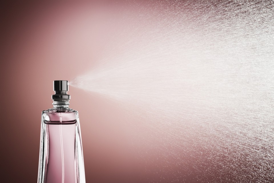 commentator Verstenen Katholiek Parfumketen Douglas verkoopt meer luchtjes - De Limburger Mobile