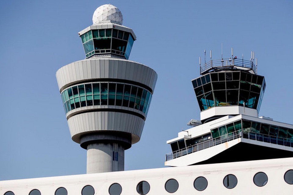 Controletoren van luchthaven Schiphol.