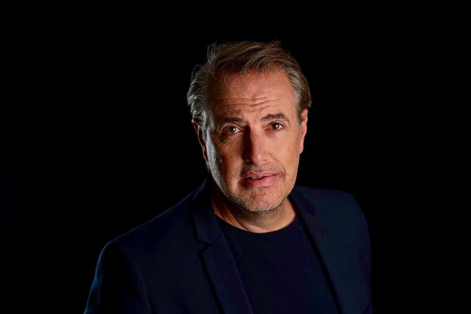 Richard Kemper (51) is zanger en cabaretier, bekend van hetduo Veldhuis & Kemper.  