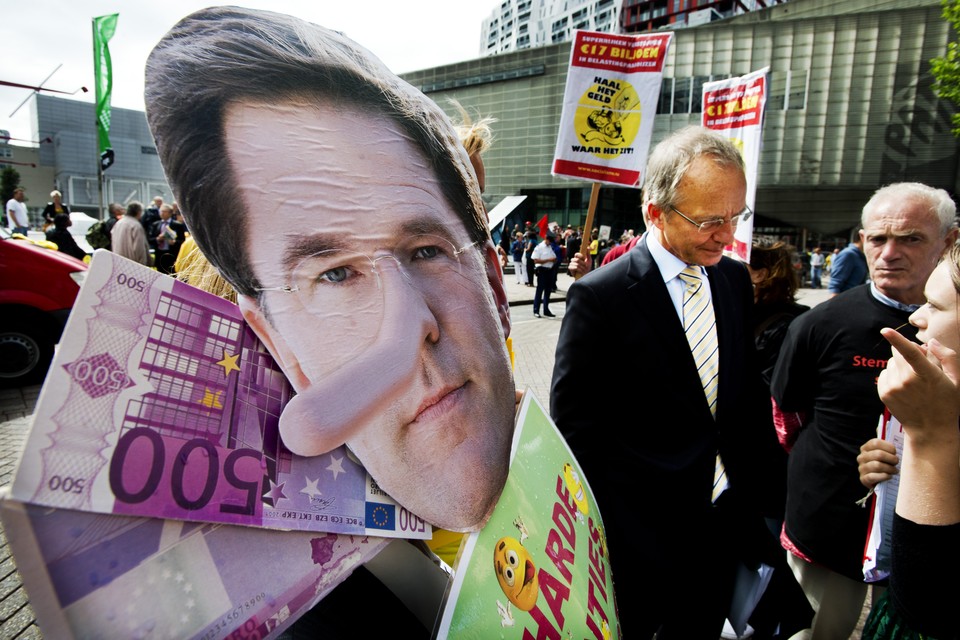 In 2012 werd Mark Rutte bij een VVD-congres afgebeeld als Pinokkio. 