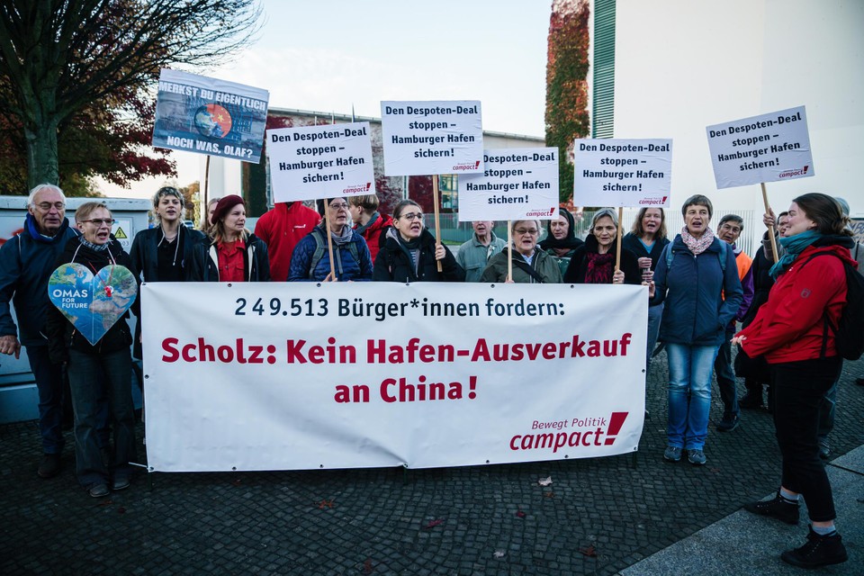 Protesten eerder dit jaar in Duitsland rondom de verkoop van onderdelen van havens aan China.  
