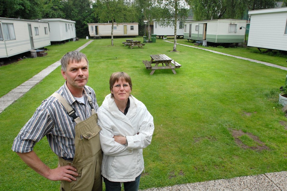 Sraar en Marjon Maessen waren zeventien jaar bezig met het legaliseren van Polenhuisvesting op hun camping.  