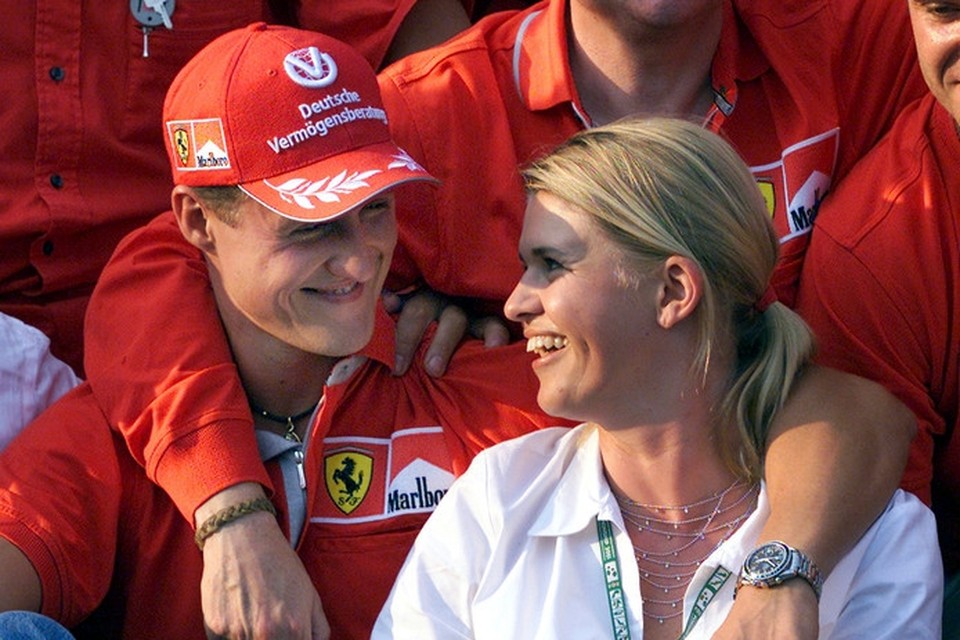 Michael Schumacher en zijn vrouw Corinna Schumacher in 2001. 