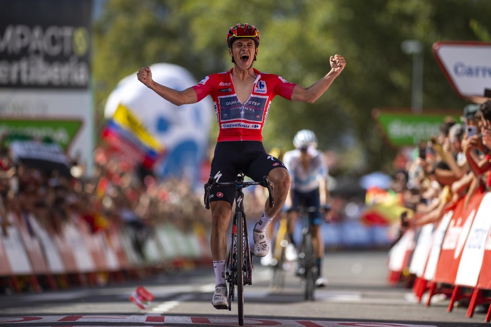 Remco Evenepoel boekte in de Vuelta zijn eerste eindzege in een grote ronde,  