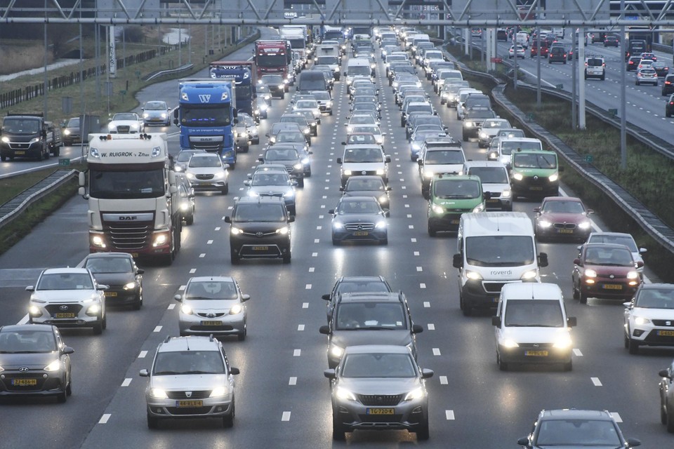Ook verkeer draagt bij aan luchtverontreiniging.