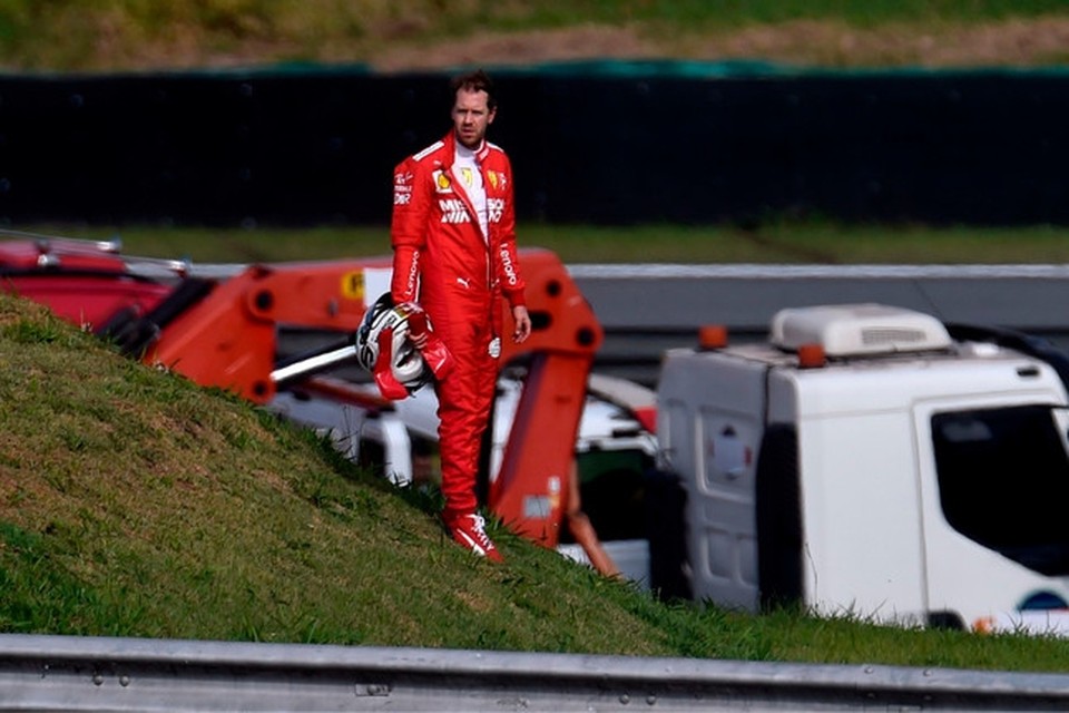 Sebastian Vettel: ontreddering na crash met Leclerc. 
