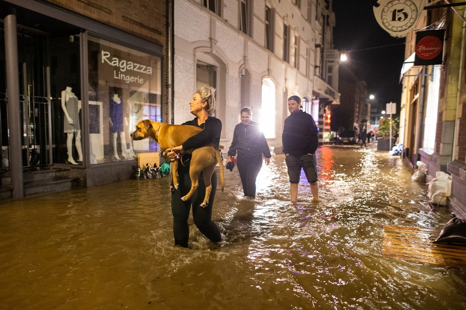 ‘Limburg oet de drup’ heeft een noodfonds opgericht voor gedupeerden van de wateroverlast in Limburg.  