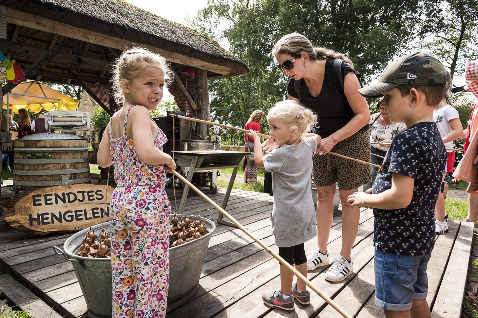 De nostalgische kinderkermis van 2019 in openluchtmuseum Eynderhoof. 