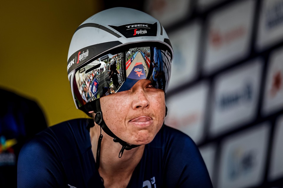 De Franse wielrenster Audrey Cordon-Ragot heeft de vijfde etappe van de Simac Ladies Tour op haar naam geschreven. 