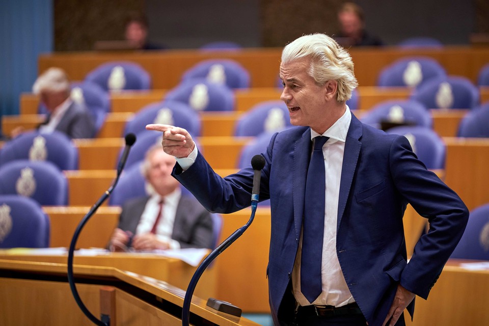 PVV-fractievoorzitter Geert Wilders zou een gift van 175.000 euro tegen de richtlijnen in niet hebben gemeld in het geschenkenregister van de Tweede Kamer.  