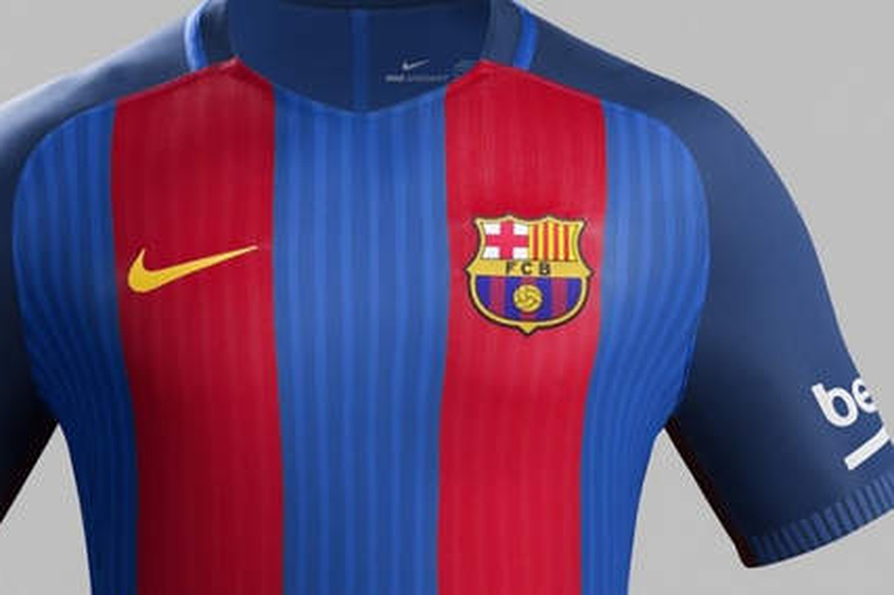 Afdeling Moderator hoogtepunt FC Barcelona eert Cruijff met nieuw tenue - De Limburger Mobile