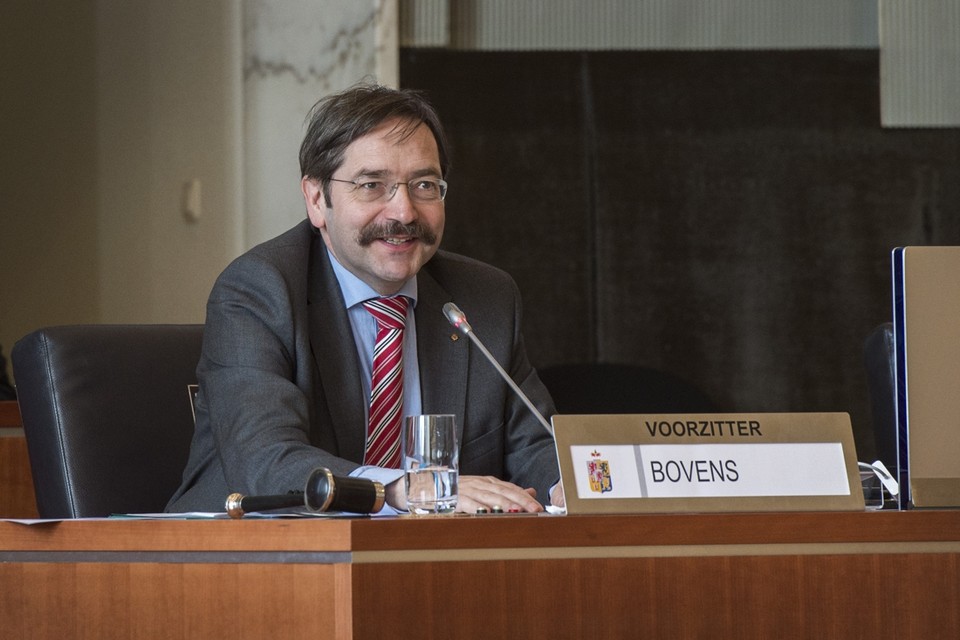 Gouverneur Theo Bovens. 