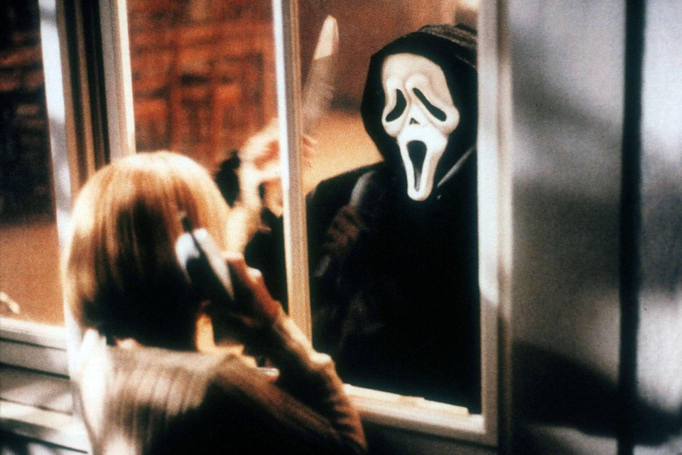 De Ghostface duikt in elke Scream-film weer op.