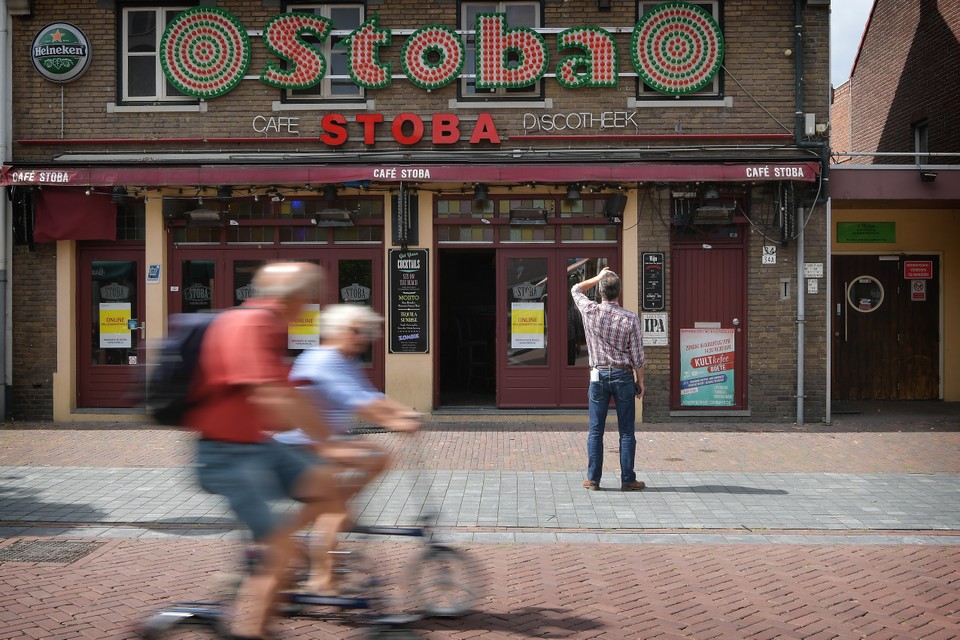 Woningen op plek van discotheek Stoba. 