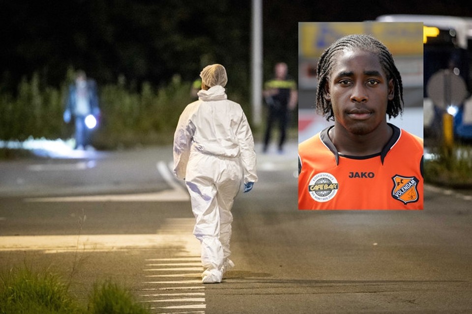Het plaats delict, met als inzet Kelvin Maynard als speler van FC Volendam. 