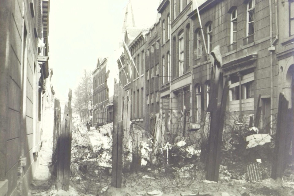 De Paredisstraat werd zwaar getroffen door bombardementen. 
