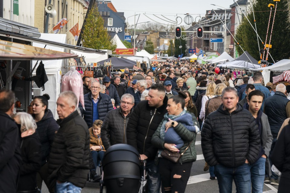 De markt trekt tienduizenden bezoekers uit de regio. 