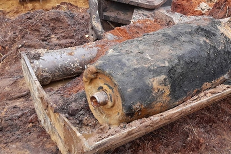 De bom die gevonden werd in de Mariapeel. 