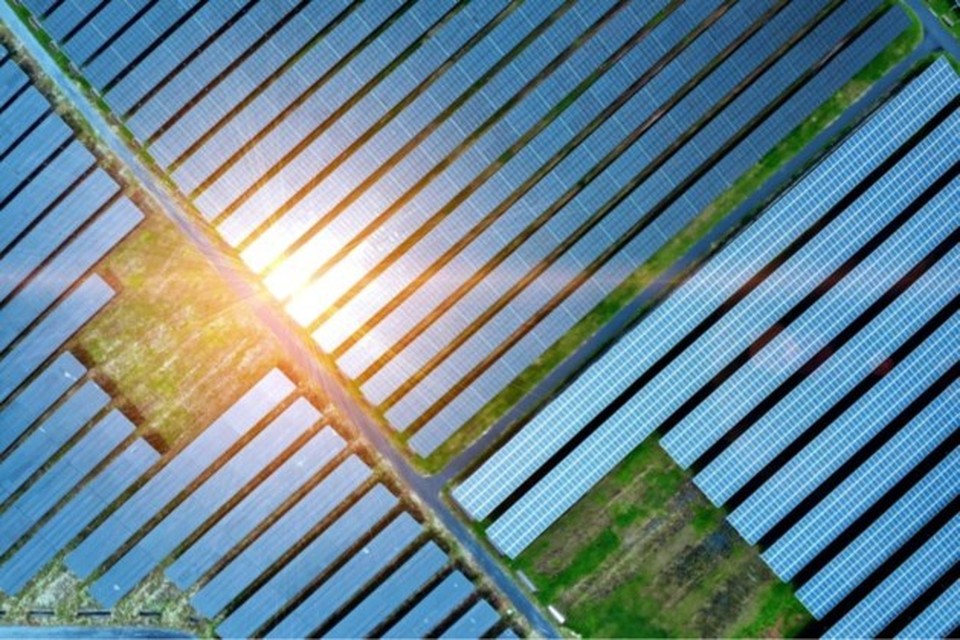 Het Venrayse college van Burgemeester en Wethouders vindt dat het initiatief van Kronos Solar voldoet aan het gemeentelijke beleid voor de opwekking van duurzame energie. 