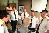 thumbnail: Stakende piloten van Ryanair in Eindhoven.