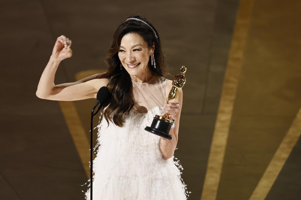Michelle Yeoh won de prijs voor beste vrouwelijke hoofdrol.
