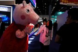 thumbnail: Peppa Pig op de Global Mobile Internet Conference (GMIC) in Peking. 