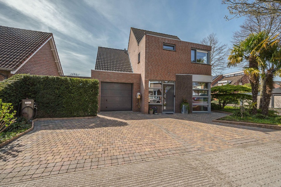 Veel ruimte en veel kamers in deze woning aan de Struikheide in Grubbenvorst. 
